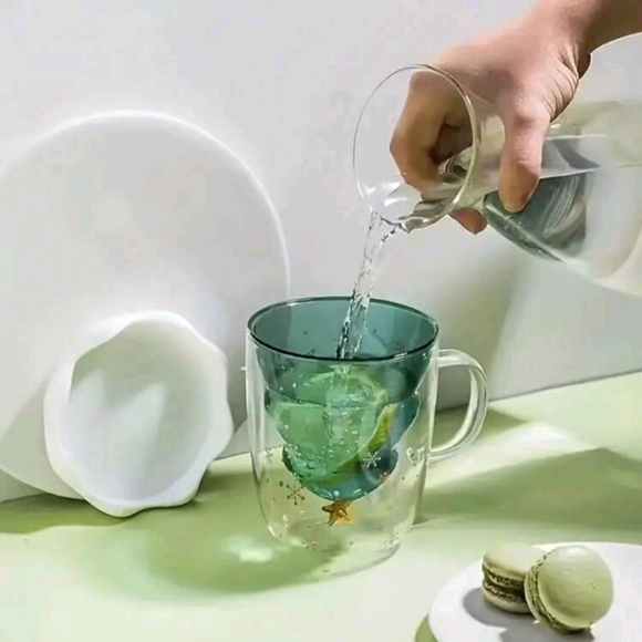 Christmas Tree Mug - Picture 5 of 7